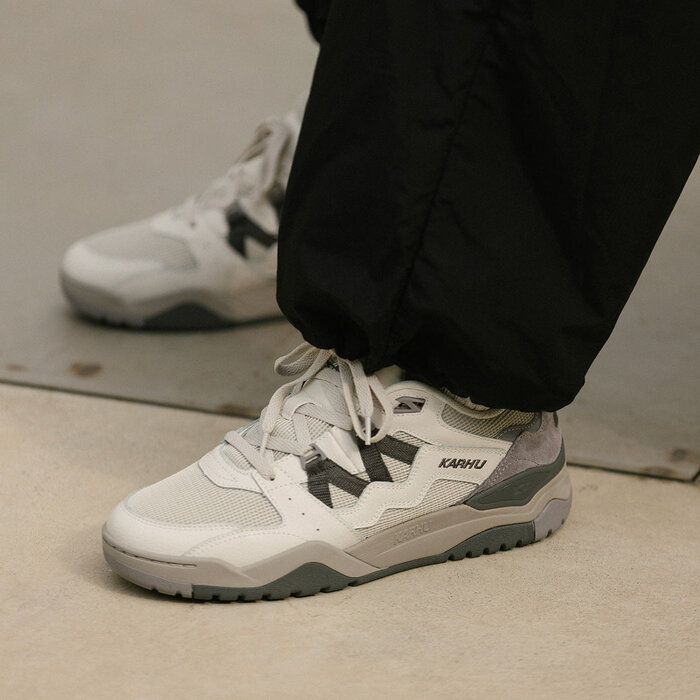 Karhu Fusion XT - Blanc De Blanc/Dark Gull Gray