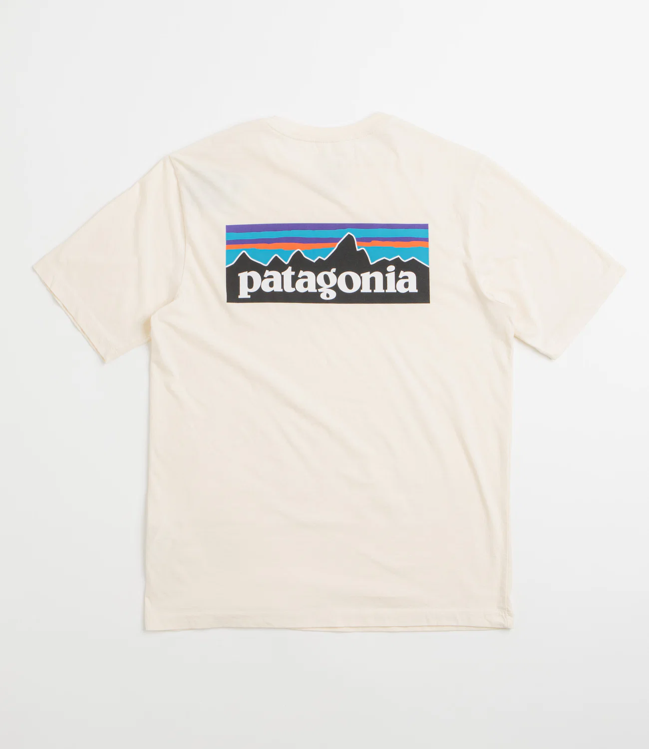 Patagonia M's P-6 Logo Responsibili-Tee - Undyed Natural
