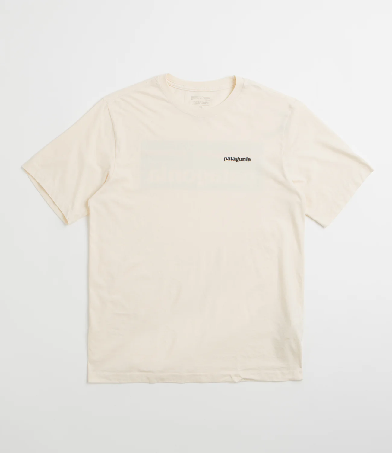 Patagonia M's P-6 Logo Responsibili-Tee - Undyed Natural