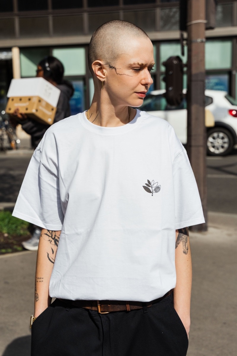Magenta Yin Tee - White