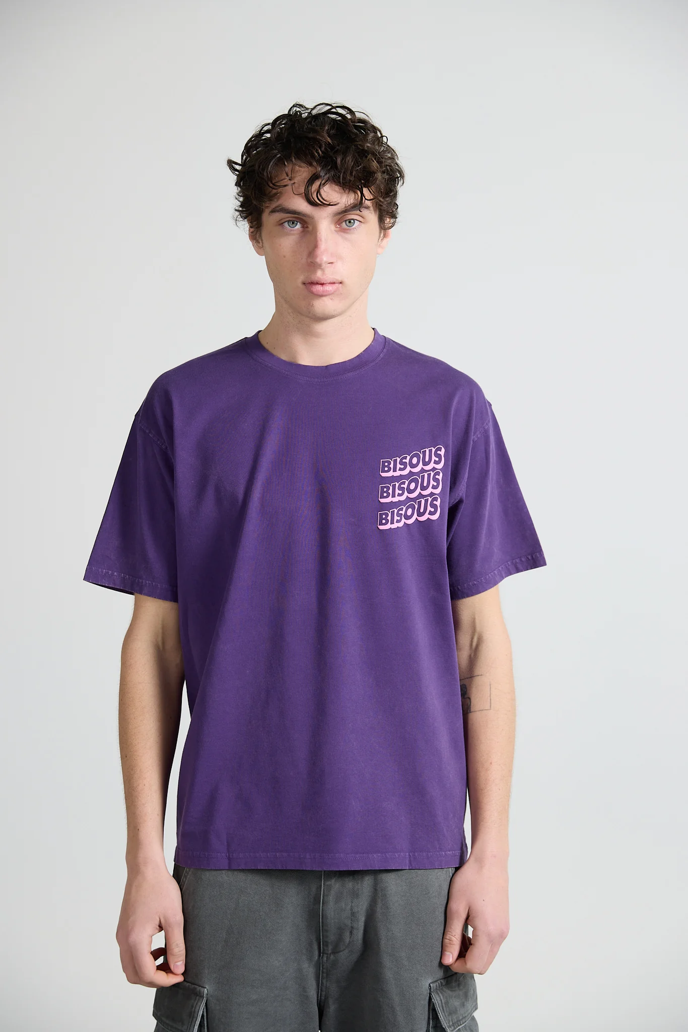 Bisous Skateboards Sonics T-Shirt - Purple