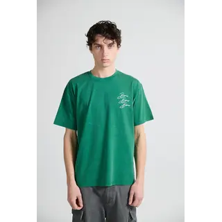 Bisous Skateboards Cigarette T-Shirt - Forest