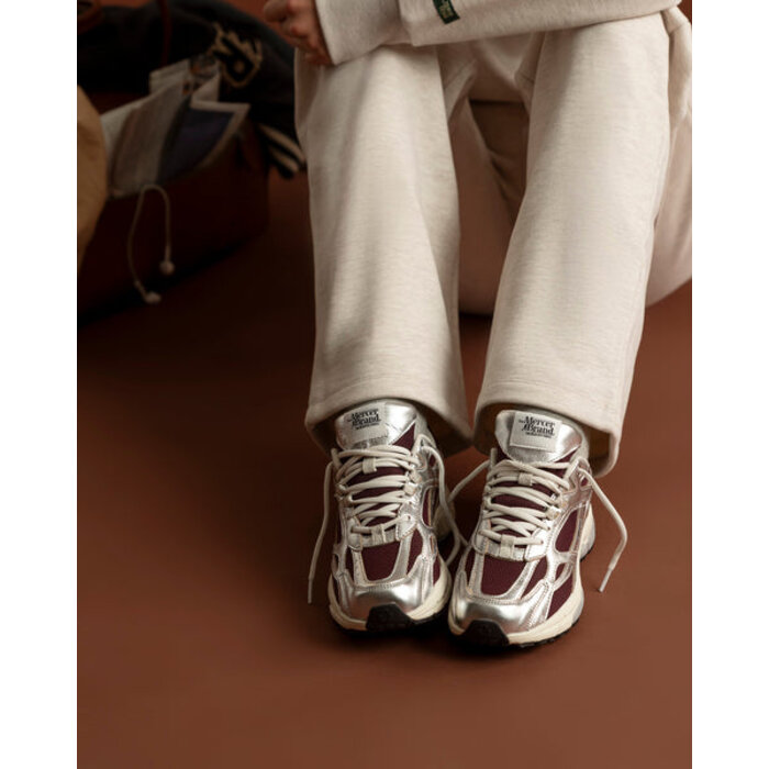 Mercer The Re-Run Pine - Dark Red