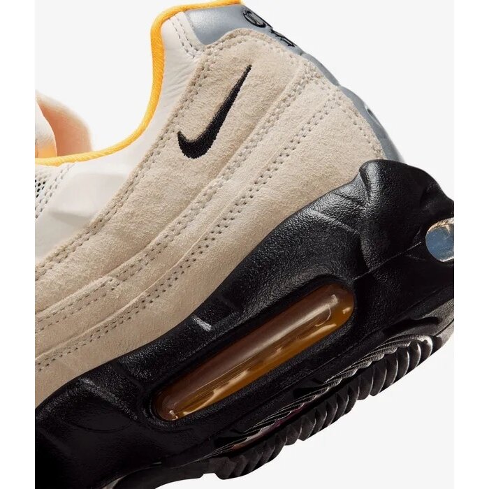 Nike SB SB Air Max 95 WCP  - Sail/Black-Laser Orange