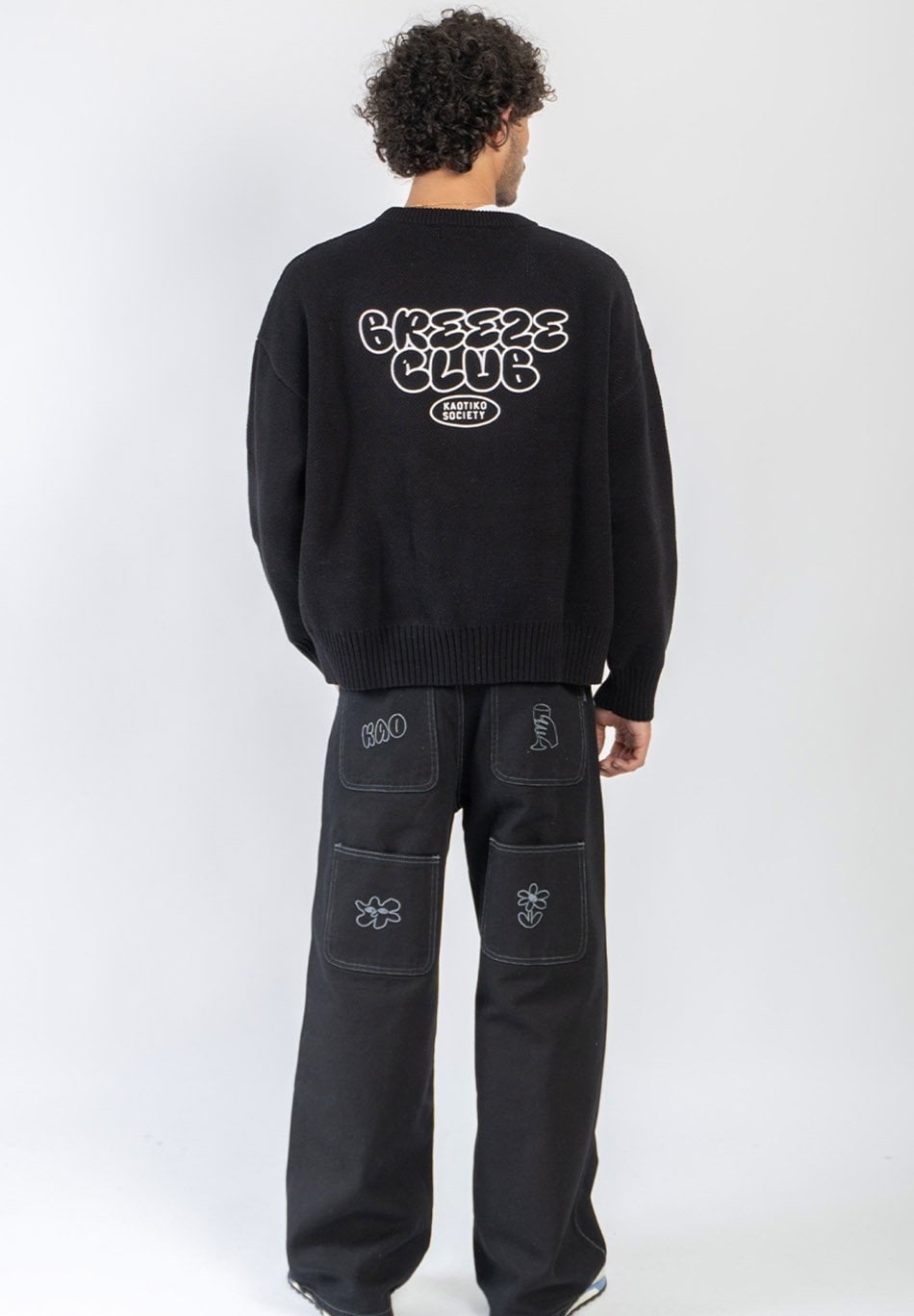 Kaotiko Breeze Club Sweater - Black