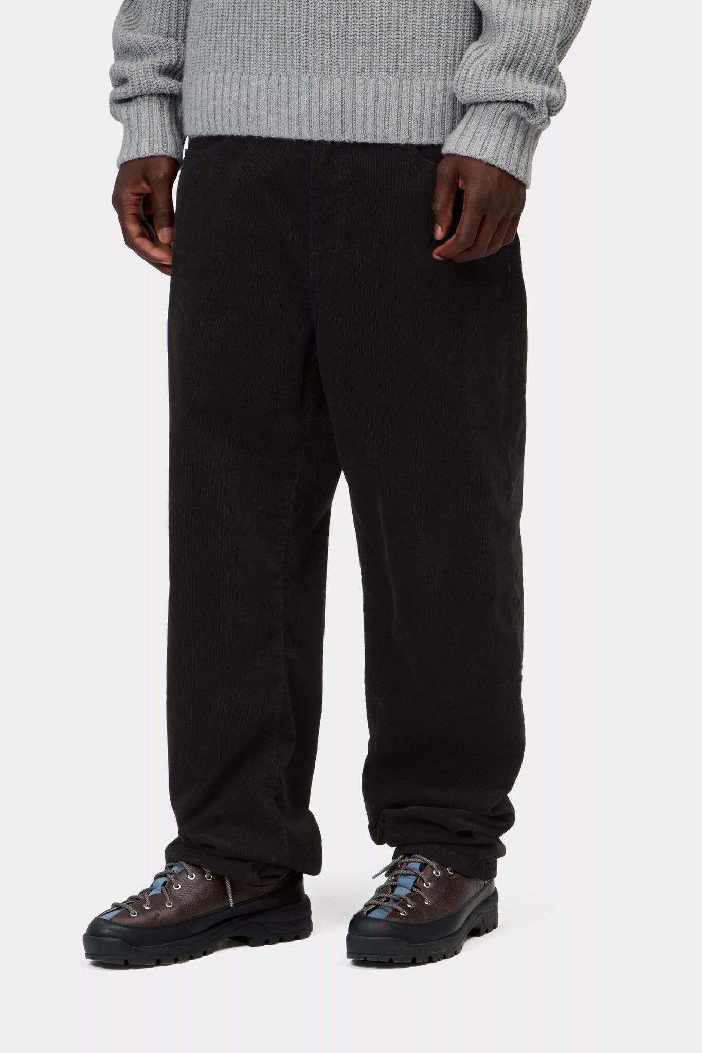 Carhartt WIP Aaron Pant - Corduroy Black (Burst Washed)