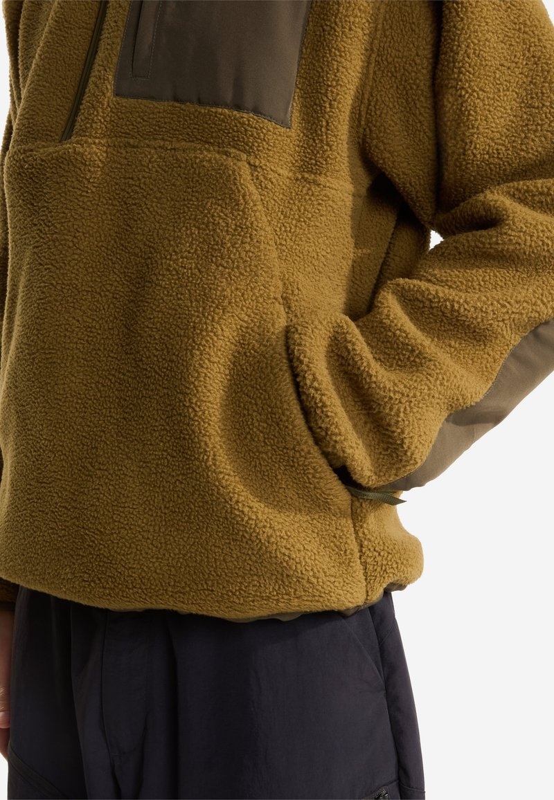 The North Face Yumiori Off-Peak 1/2 Zip - Caraway Seed/New Taupe