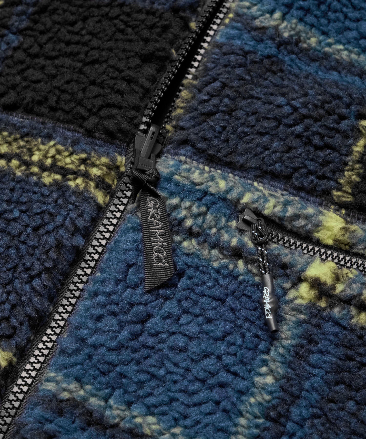 Gramicci Shadow Plaid Sherpa Jacket - Plaid/Black