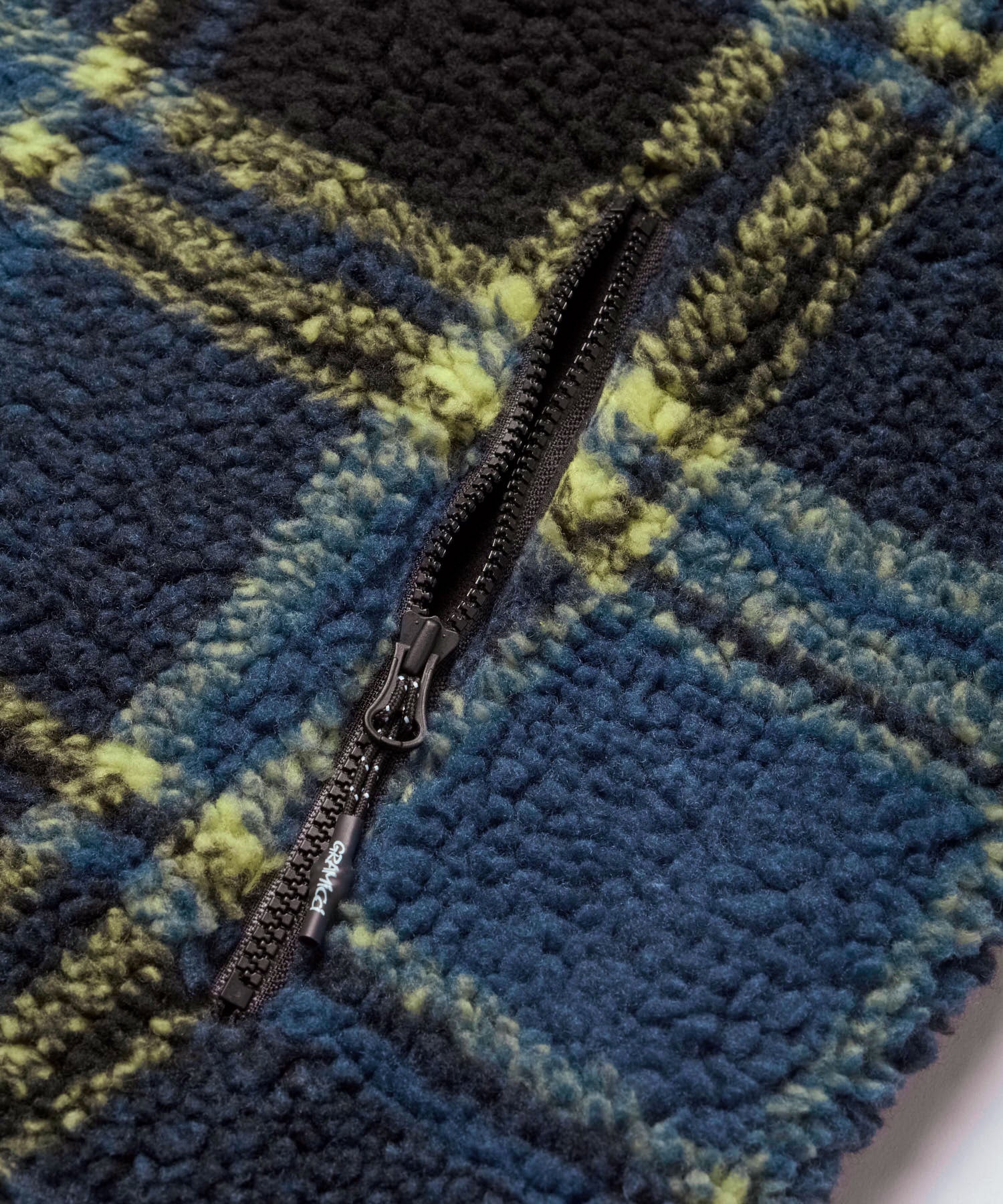 Gramicci Shadow Plaid Sherpa Jacket - Plaid/Black