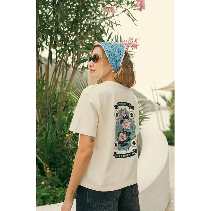 Kaotiko Flowers Delivery Organic T-shirt - Tobacco