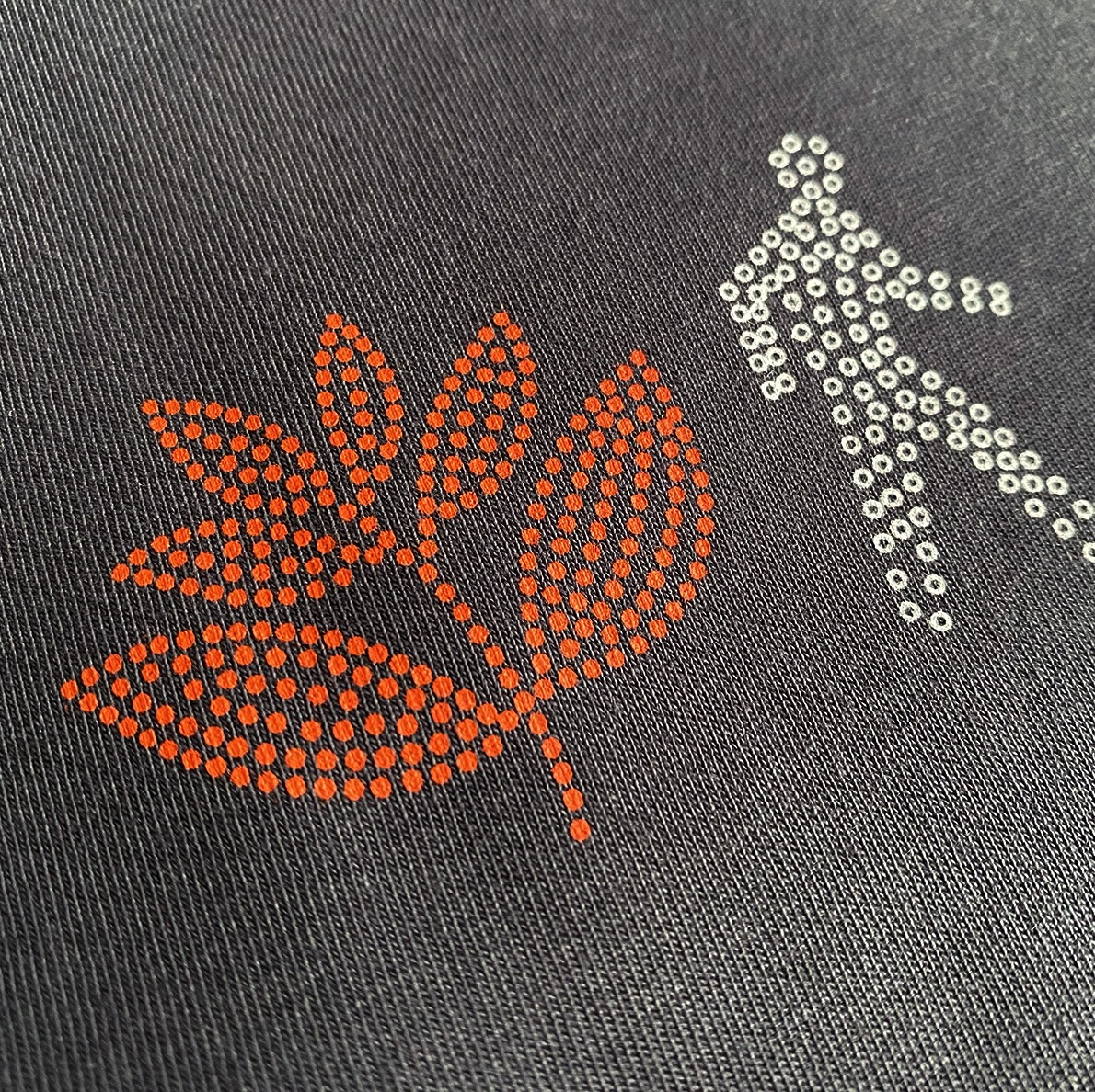 Magenta Crossroad T-Shirt - Charcoal