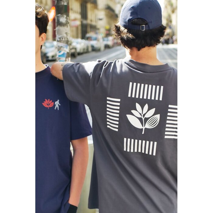 Magenta Crossroad T-Shirt - Charcoal