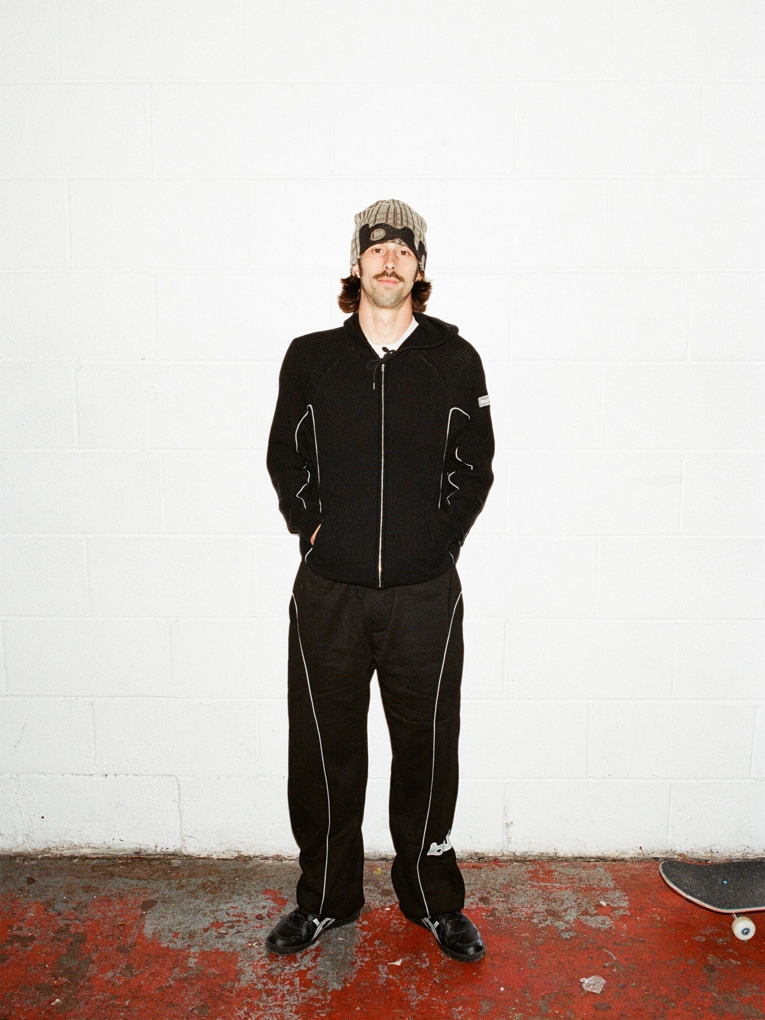 Butter Dougie Trackpant - Black