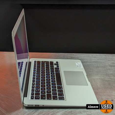 MacBook Air 13 Inch Early 2015 i5 8GB 256GB Zilver