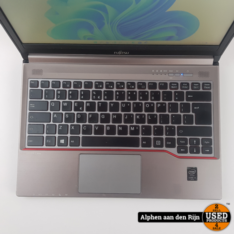 Fujitsu Lifebook E736 Laptop