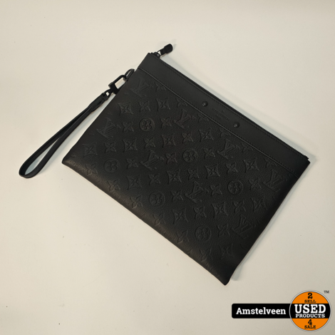 Louis Vuitton M81570 To-Go Pochette | Nette Staat