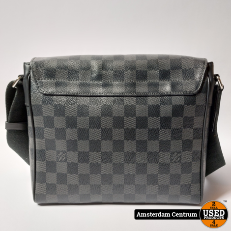 Louis Vuitton N41029 District PM Bag - Incl. Bon