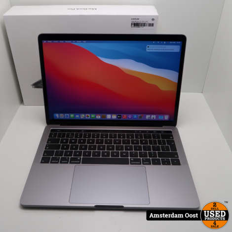 Apple Macbook Pro 2019 13inch i5/8GB/128GB SSD Touchbar | in Nette Staat