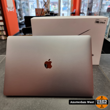 Macbook Pro 2018 15 Inch i7/16GB/256GB | Nette staat