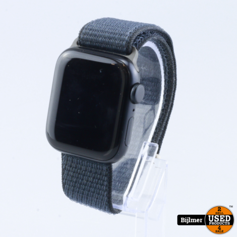 Apple Watch Series SE 2nd Gen 40mm Zwart | Nette staat