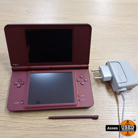 Nintendo DSi XL Console Compleet met pennetje en lader in goede staat