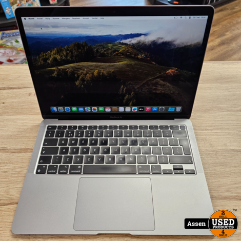 Apple MacBook Air 2020 | 13 inch | Apple M1 | 8GB RAM | 256GB SSD | In nette staat