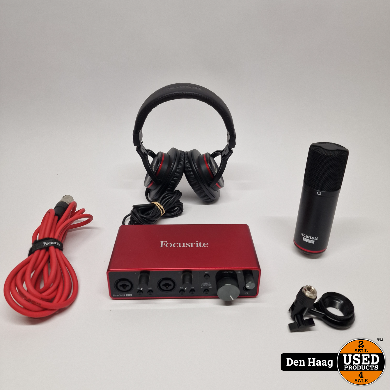 Focusrite Scarlett 2i2 Audio Interface - Free Delivery! - Studiospares