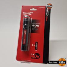 Milwaukee L4 FMLED-301 USB oplaadbare Zaklamp 800 Lumen | Nieuw
