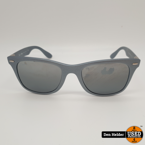 20-06 Ray-ban RB4195 Unisex Zonnebril - In Nette Staat