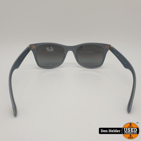 20-06 Ray-ban RB4195 Unisex Zonnebril - In Nette Staat