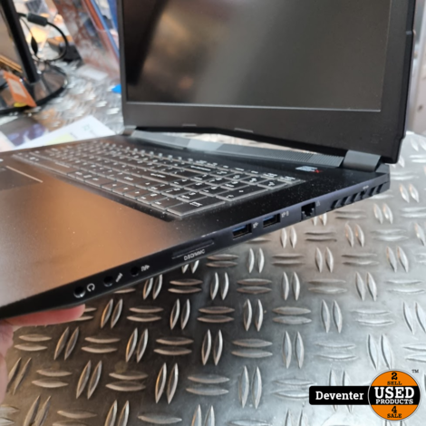Clevo PA71ES-G 120 Hz Metalen gaming laptop met bon twv € 1991.45