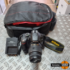 nikon Nikon D3200 met AF-S 18-55mm, batterygrip, tas 1504 clicks