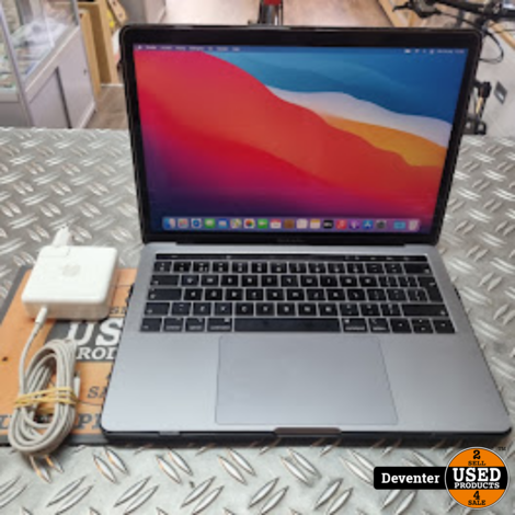 MacBook Pro 13 2019 i5 8GB  256GB TouchBar 144 cycli