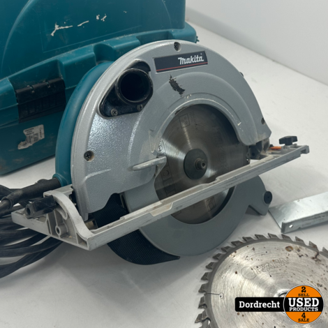 Makita 5903R 230V Cirkelzaag | In kist (met kleine schade) | Met garantie