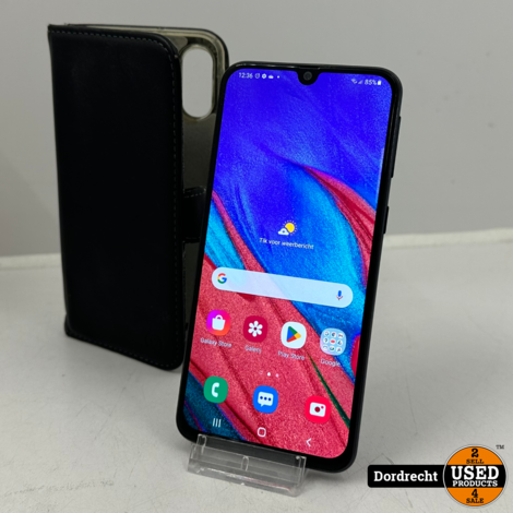 Samsung Galaxy A40 64GB Zwart | In hoes | Android 11 | Met garantie