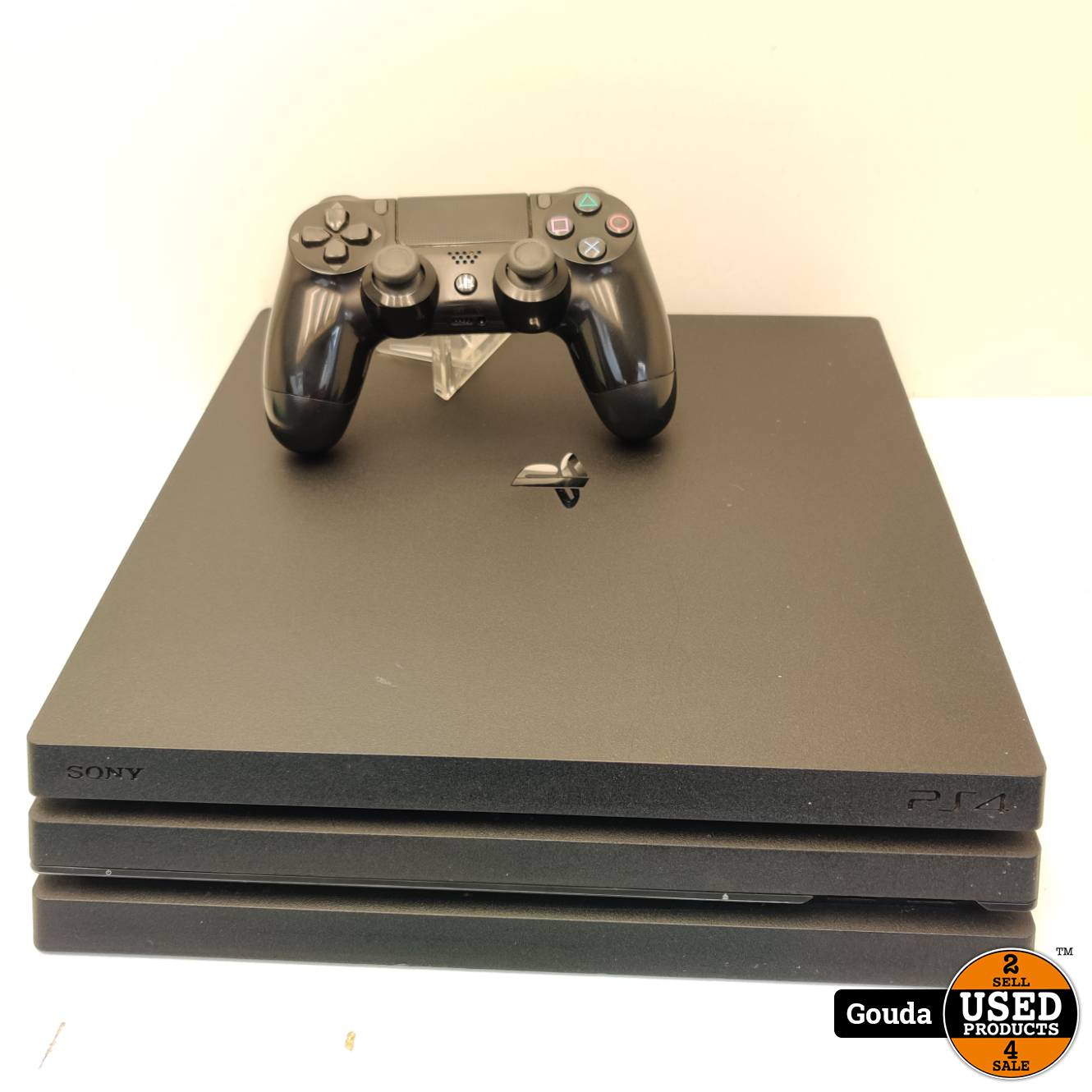 Hick boycot Knuppel Playstation 4 pro 1TB incl controller - Used Products Gouda