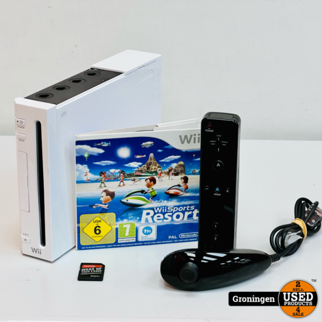 [Wii] Nintendo Wii Console Wit + Wii Sports Resort | incl. Remote Controller + NunChuck Zwart en kabels