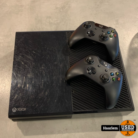 Microsoft Xbox One 500Gb met 2 oplaadbare controllers
