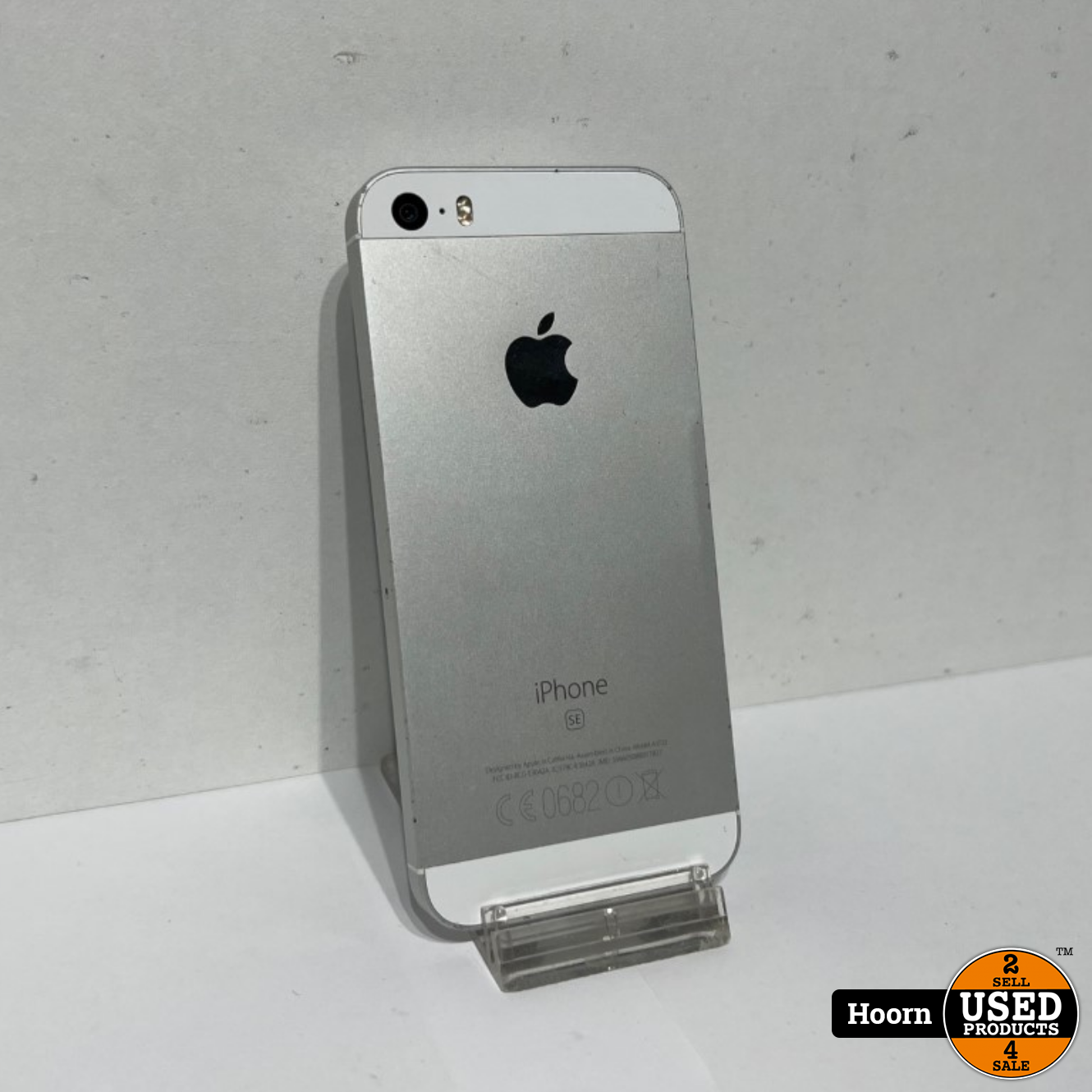 Apple iPhone iPhone SE Silver Los Toestel Accu: 82% - Used Hoorn