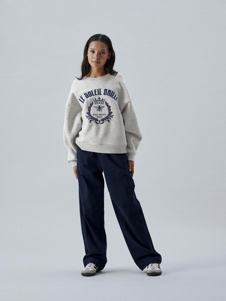 LMTD NLFNOLEI LS BRU SHORT SWEAT