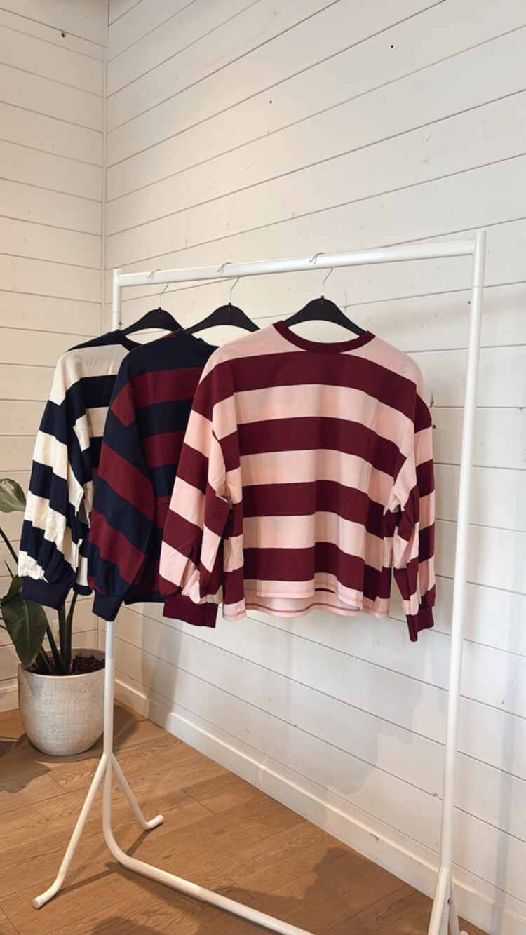 Sweater striped bordeaux rose