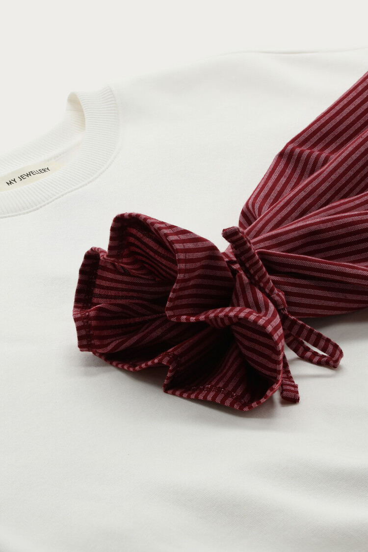 My Jewellery Sweater with striped sleeves