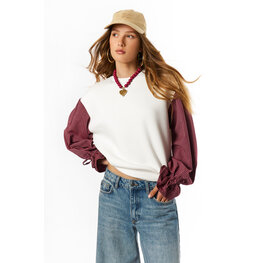 My Jewellery Sweater with striped sleeves