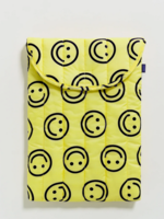 Baggu Puffy laptop smiley