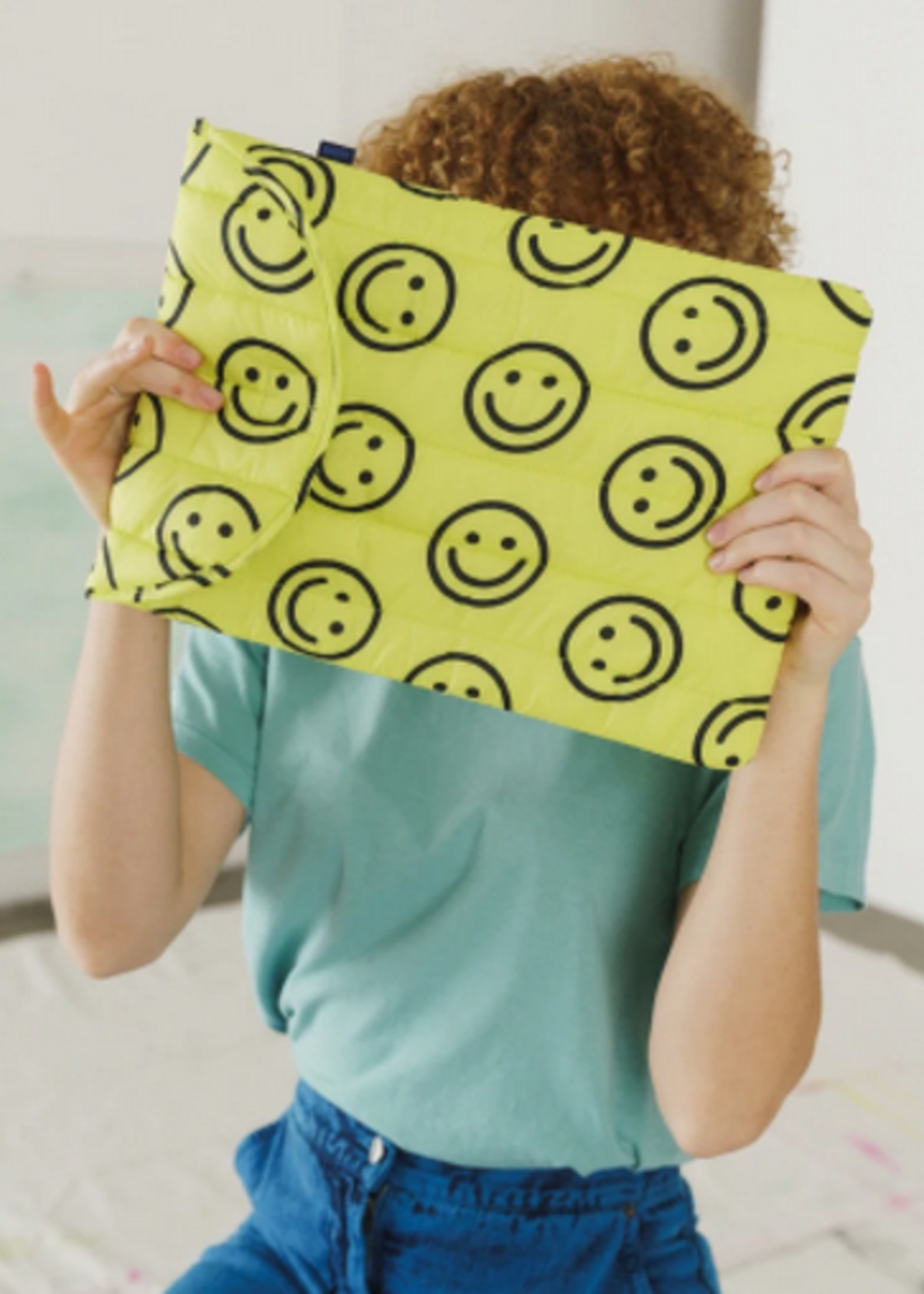 Baggu Puffy laptop smiley