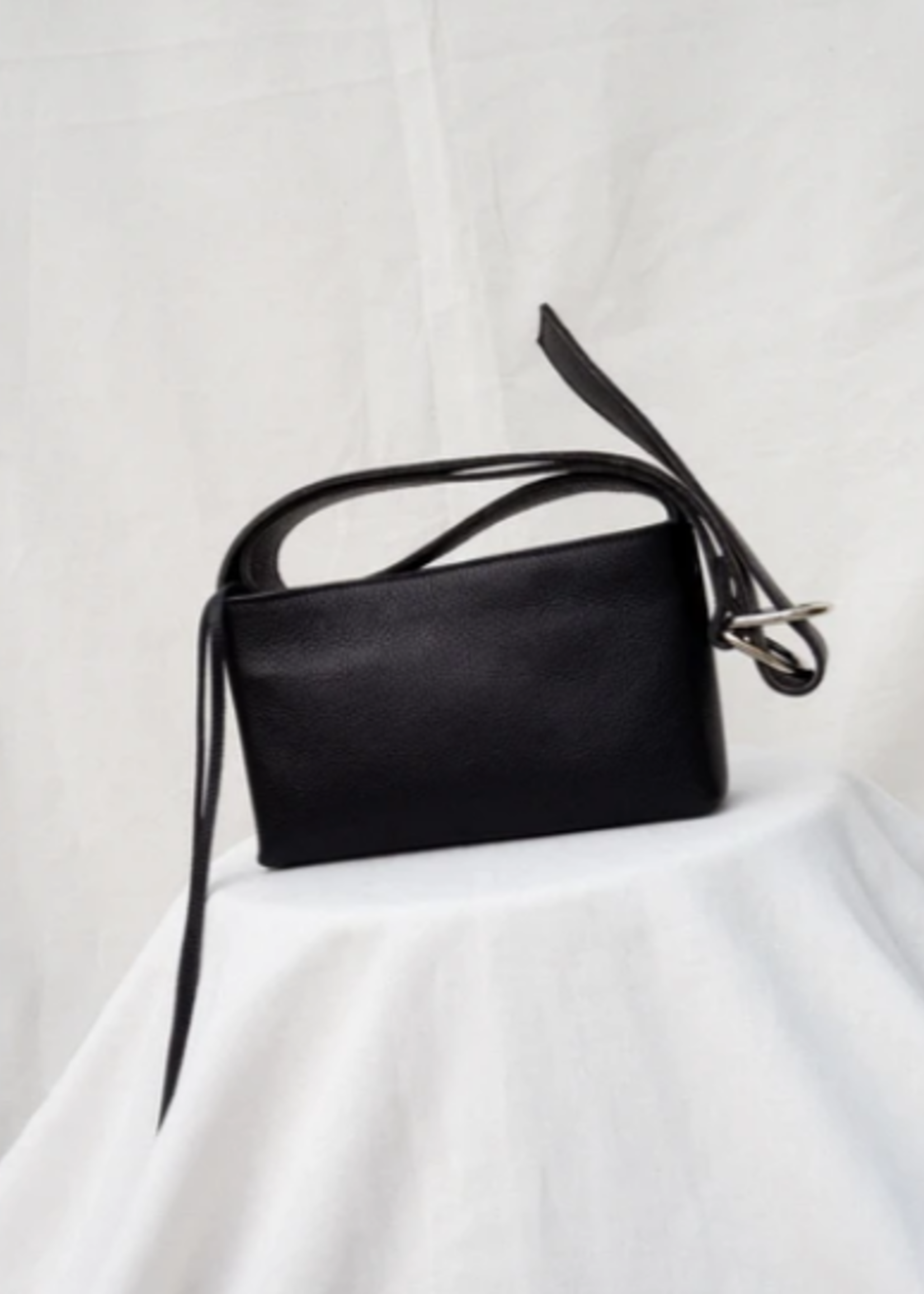 Nona Box bag black