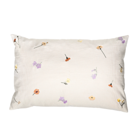 broste copenhagen Broste Cushion Cover Flora Cotton 40x60cm broste copenhagen Broste Cushion Cover Flora Cotton 40x60cm