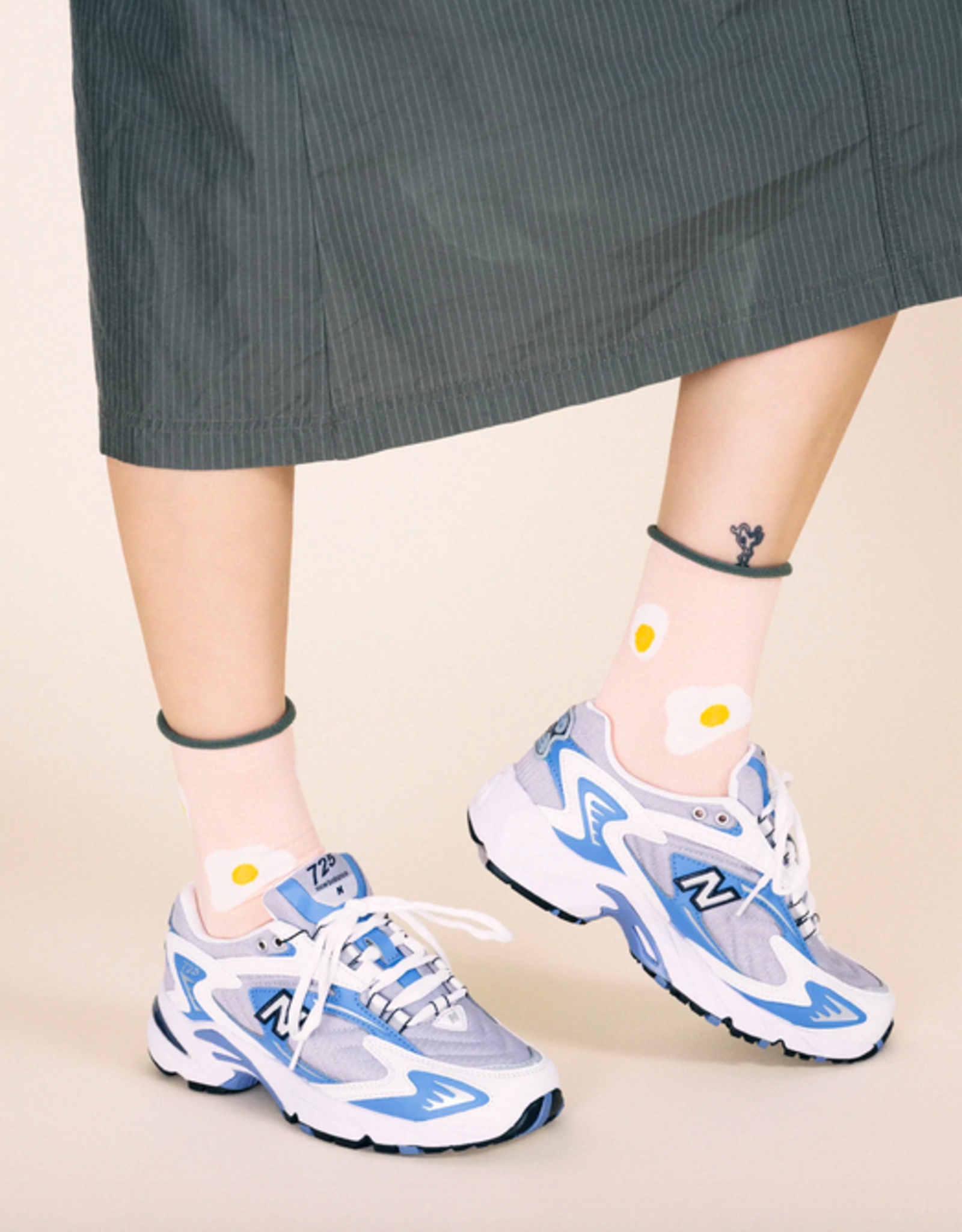 hansel from basel Eggs Two Ways Crew - peach socks