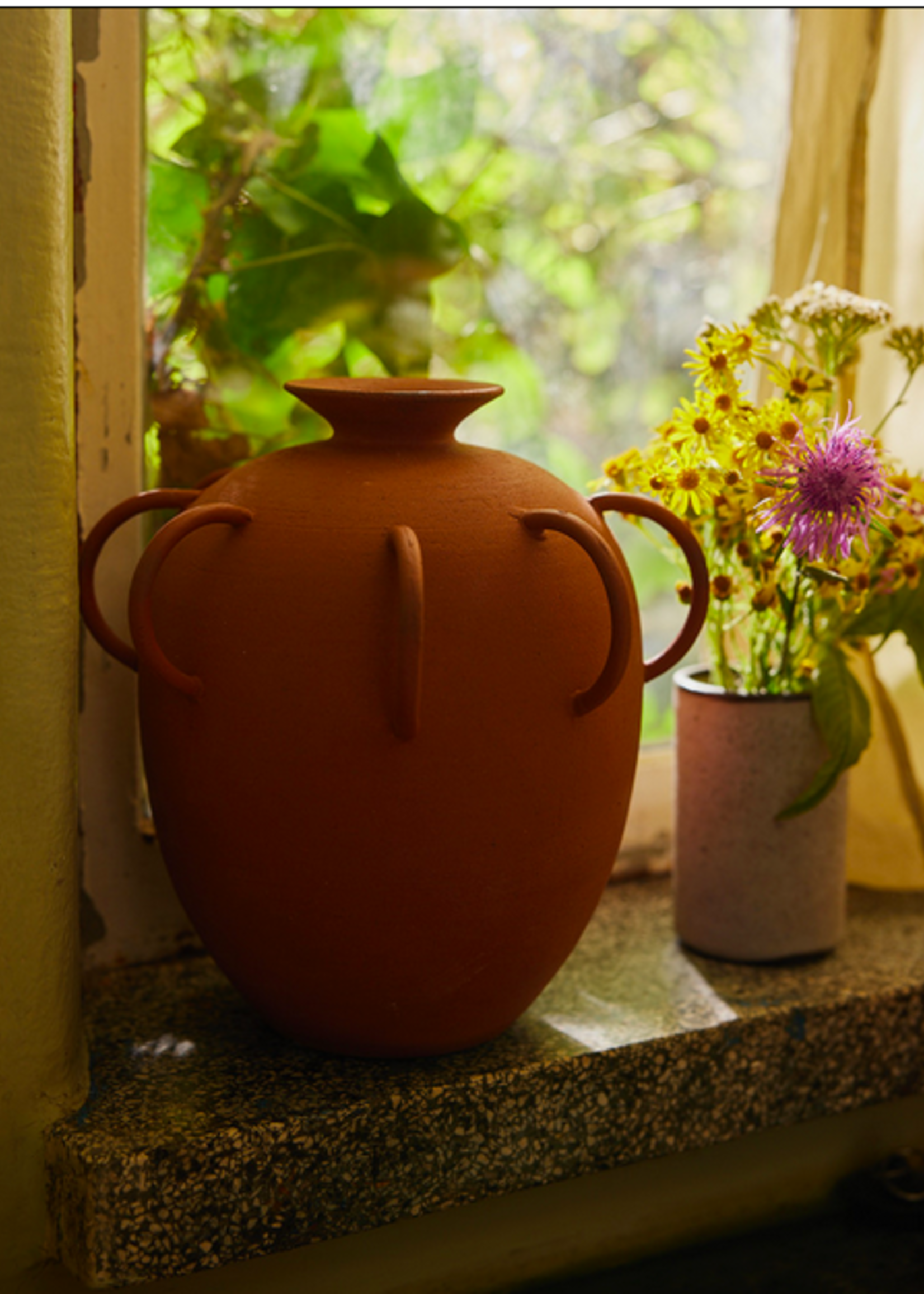 HK Living Terracotta vase with handles