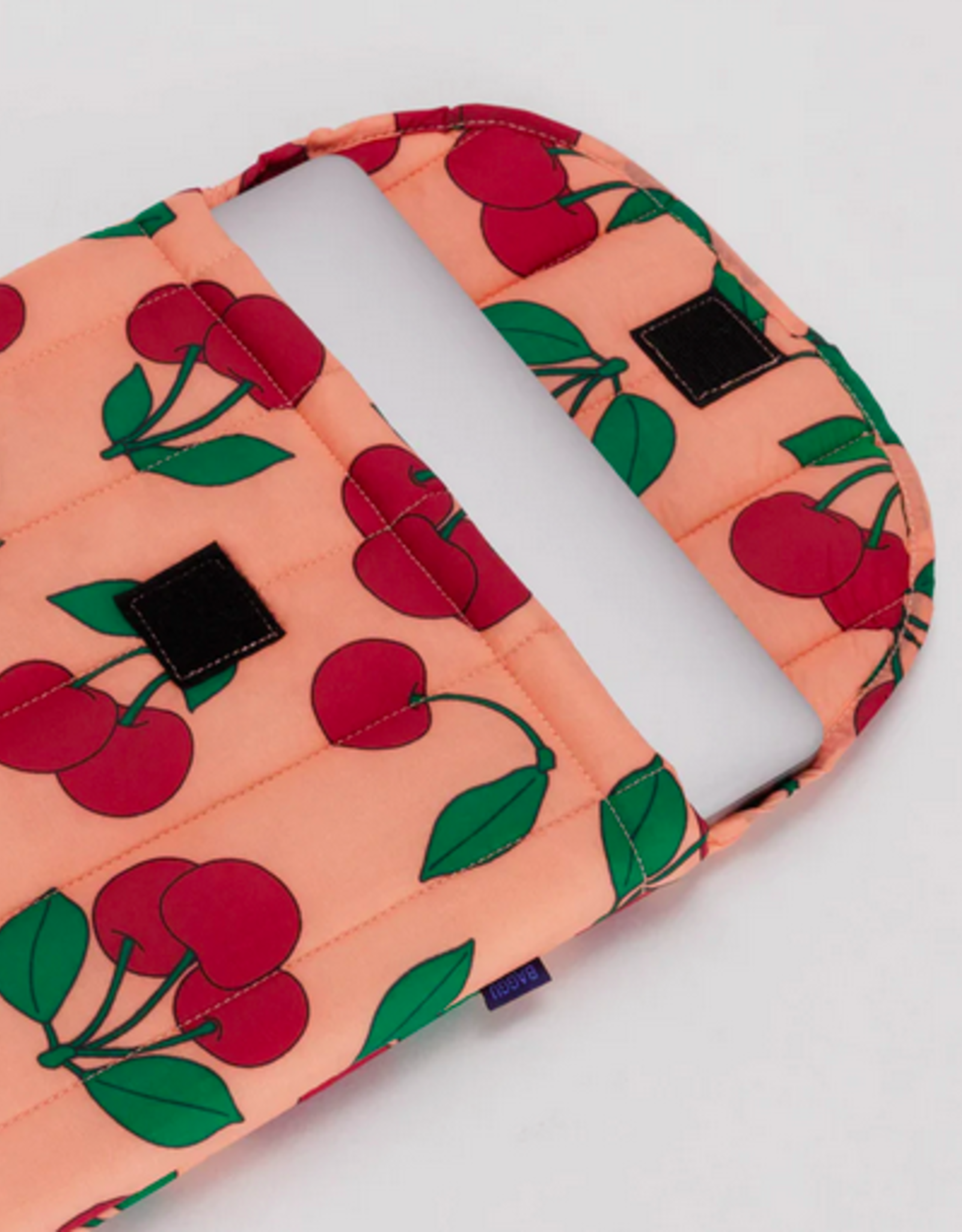 Baggu Puffy Laptop Sleeve 16" - Sherbet Cherry